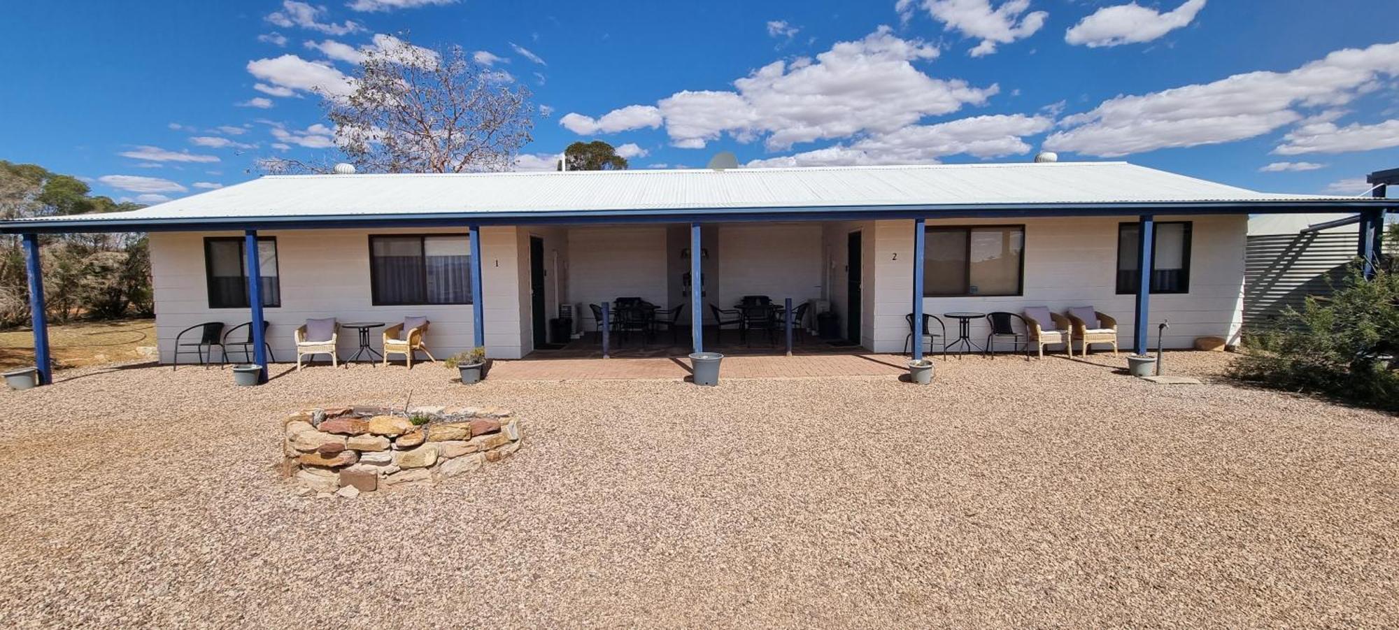 Windana Cottages Hawker Exterior photo